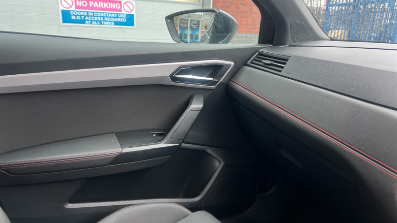 SEAT Arona 1.6 TDI 115 FR [EZ] 5dr Diesel Hatchback